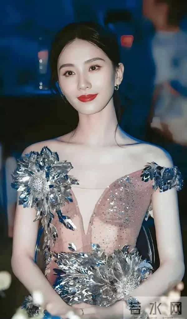 刘诗诗透视裙有点大胆