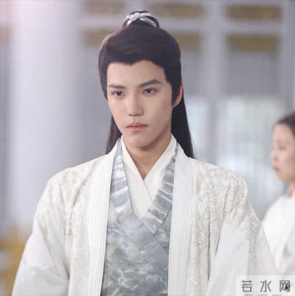 明明长相平平，却总扮演“绝世美男”，这5位短剧男主脸红不红