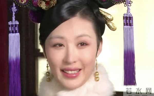 王石妻子田朴珺首次回应出演《甄嬛传》被指“带资进组”：演这么小的角色，太小看带资进组的实力了；此前王石曾说自己“很黏”田朴珺