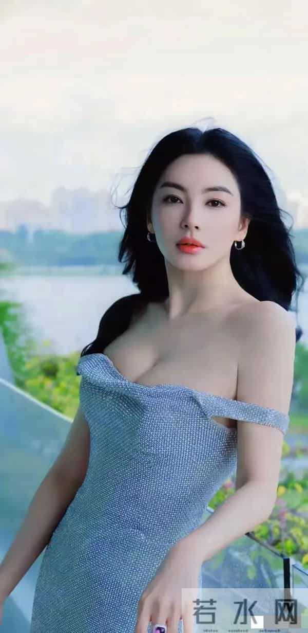 丰满诱人张雨绮