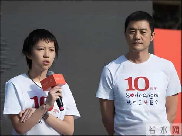 离婚仅2个月,李亚鹏“第四个女儿”身份曝光,周迅的话有人信了