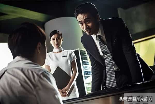 爸是导演,妈是演员,演技不次于朱亚文,47岁演《大生意人》红了