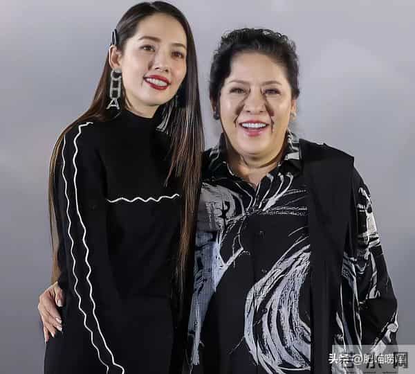 郭碧婷台北出席活动,回应自费养娃传闻,称婆婆向太会给她很多钱