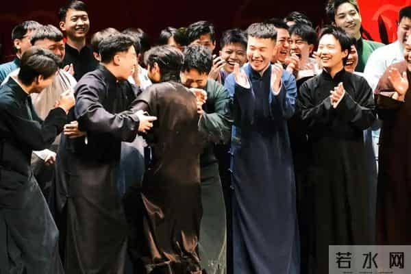 墙倒众人推！郭德纲被官方约谈仅3天，令人担心的事还是发生了