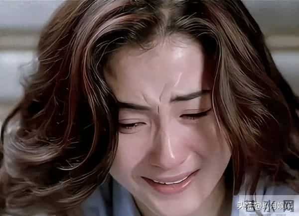 法庭之上崩溃大哭的张柏芝,当众大喊:不公平,所有东西都是假的