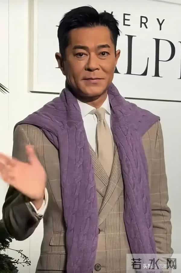 港星抗老神话破灭？任达华亮相认不出，古天乐脸僵，钱小豪瘦脱相