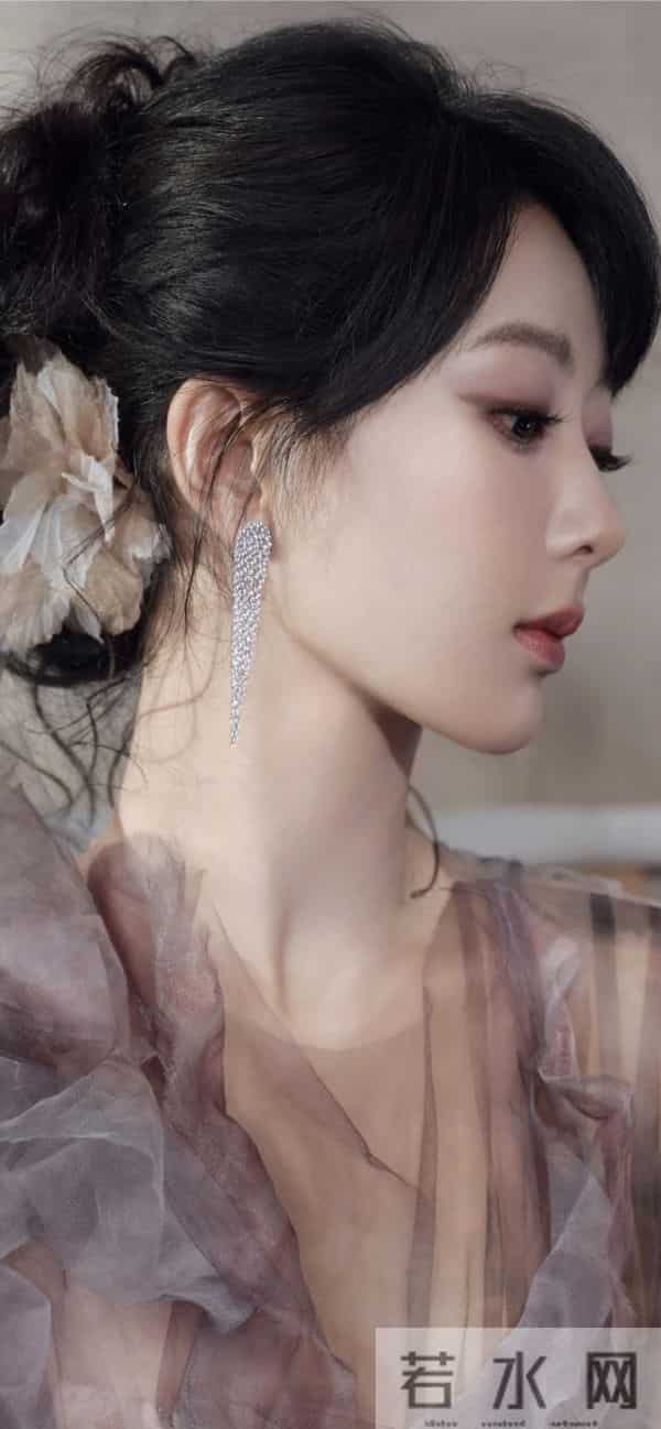 杨紫,薄纱写真,简直美得有点过分了
