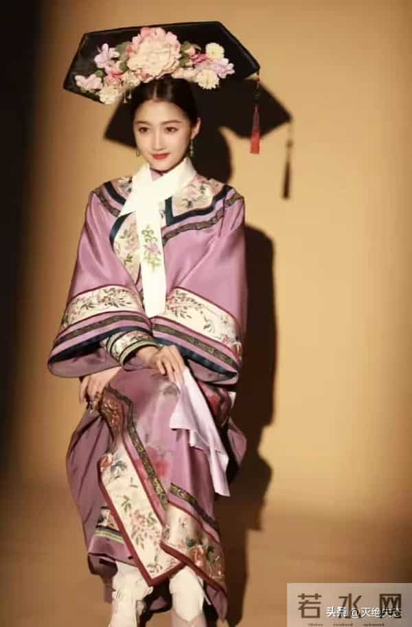 鹿晗也没想到,关晓彤仅凭这个一举动,就实现了口碑暴跌!