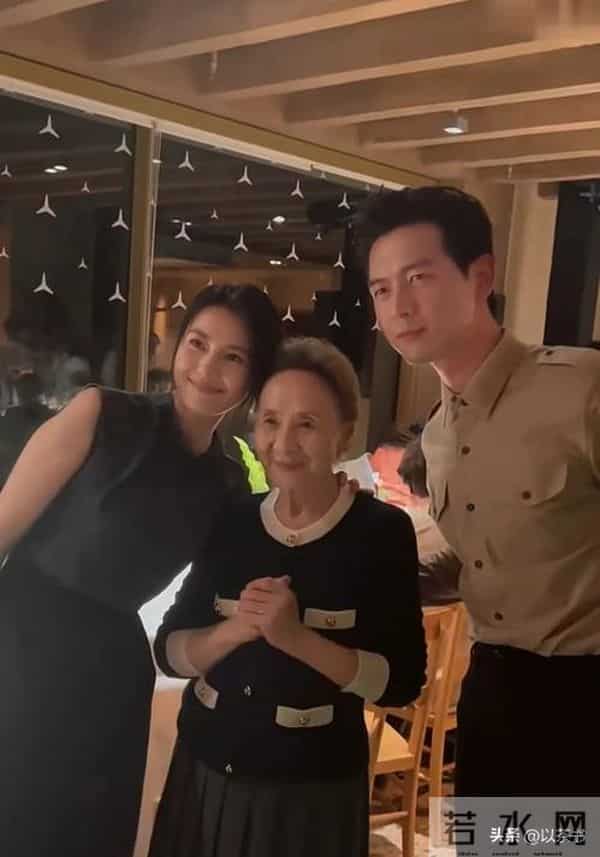 87岁吴彦姝没想到，丈夫和父母去世后，名校博士的外孙成她的依靠
