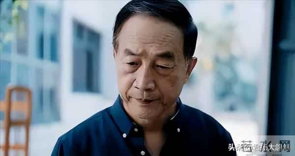 他们俩原来是父子,父亲两获飞天奖是老戏骨,儿子年近50是演技派