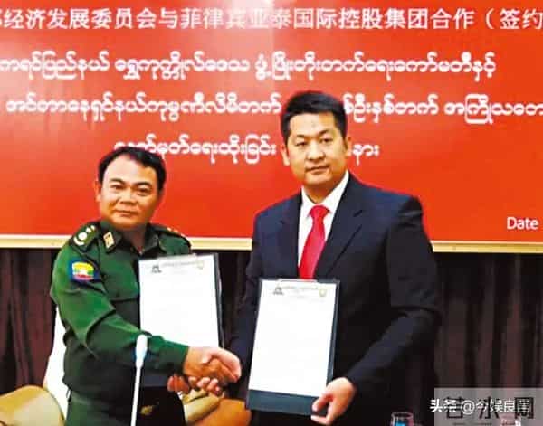 拔出萝卜带出泥！49岁赵薇近况被曝，原来圈内封杀只是冰山一角