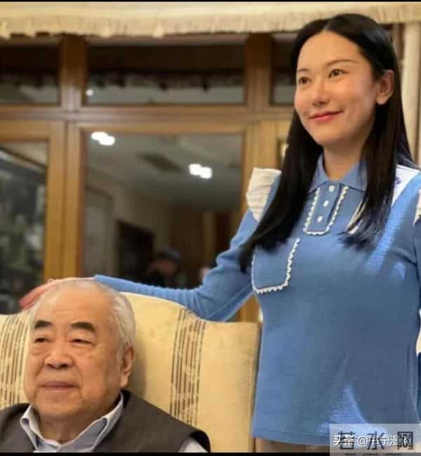 “牡丹花下死，做鬼也风流”，这一次，谁也救不了87岁生子的范曾