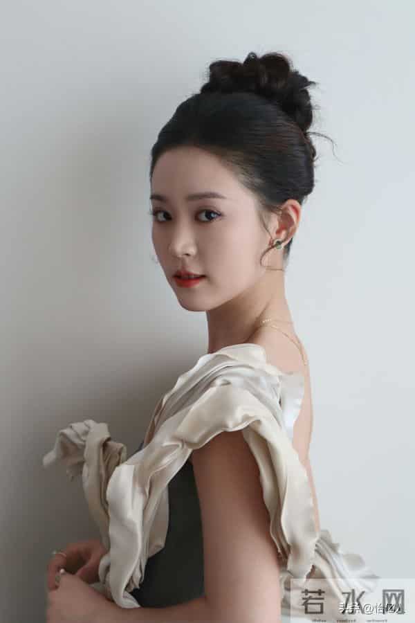 翟一莹——写真集欣赏