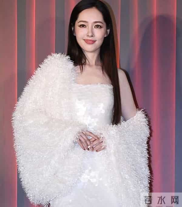 郭碧婷人间清醒：婆婆给我很多钱，我只在乎向佐有没有与孩子联系