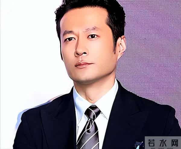 黄渤没说错，53岁未婚，为尽孝定居青岛的谭凯，已走上另一条大道