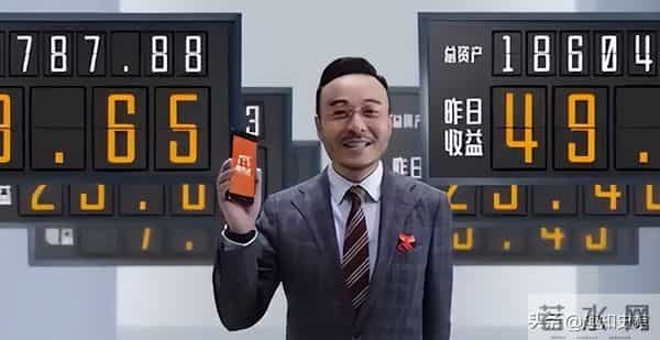 51岁汪涵现状:常年居住在长沙,穿人字拖嚼槟榔,大烟斗不离身