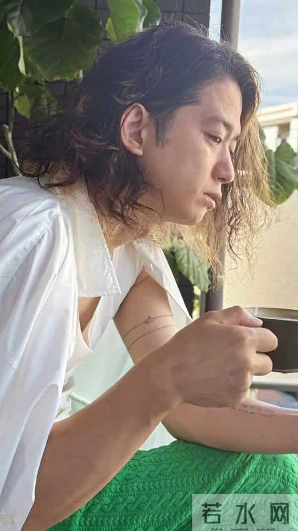 TVB视后到两届视帝家中庆生,绯闻男友继续无影