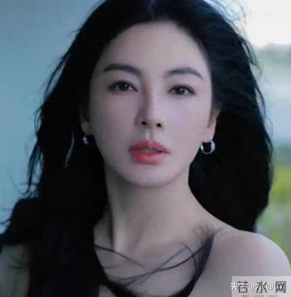 原来我们都被骗了，“纵欲过度”的张雨绮，早已走上另外一条道路