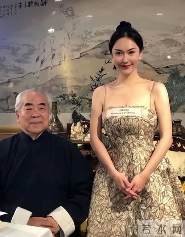 画家范曾发声明与女儿断绝关系，与徐萌喜获独子，让女方掌控家产