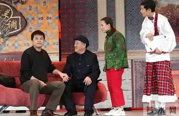 26年央视春晚官宣,不到24小时!三大恶心一幕出现,陈佩斯没说错