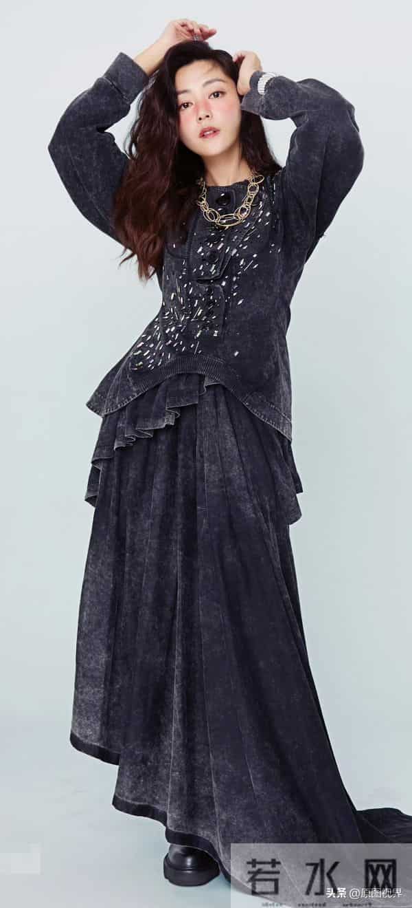 红气养人——卫诗雅时尚写真大图