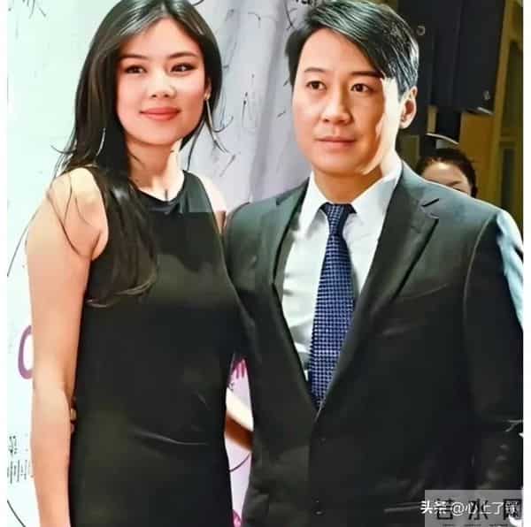 她抛下7亿的黎明，下嫁破产老头，44岁生活凄惨的她后悔了吗？