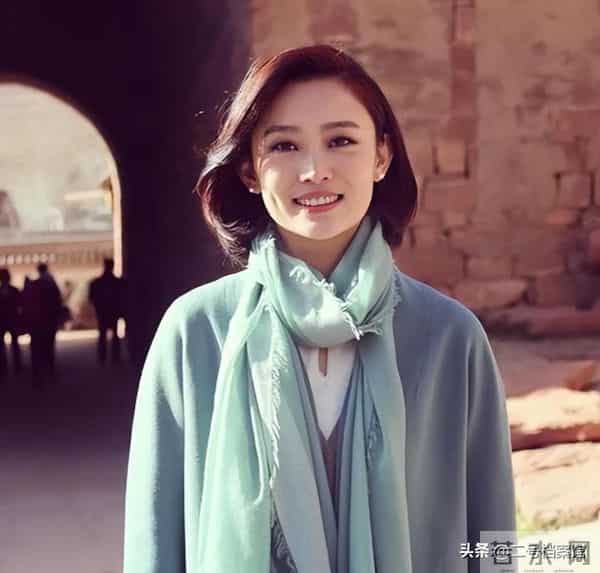 原来我们误会李七月了,央视对她另有重用 连龙洋和康辉都刮目相看