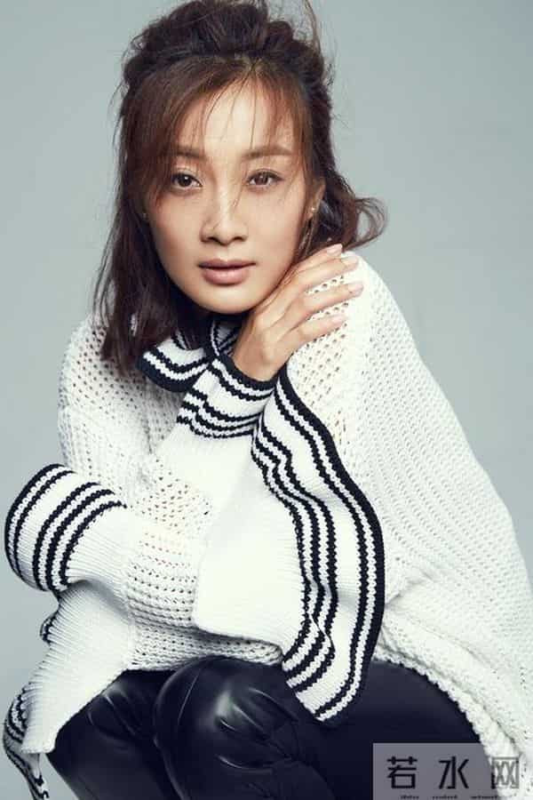 她被赵本山看中，3次上春晚，前任成李小冉老公，41岁仍不婚不育