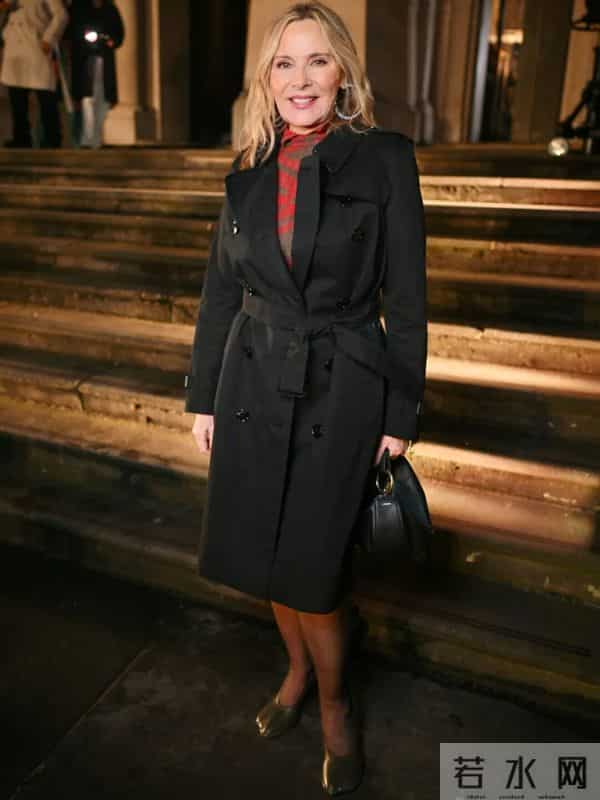 我们最爱的她69岁四婚嫁小14岁帅哥,活得爽全因这句顶级信条