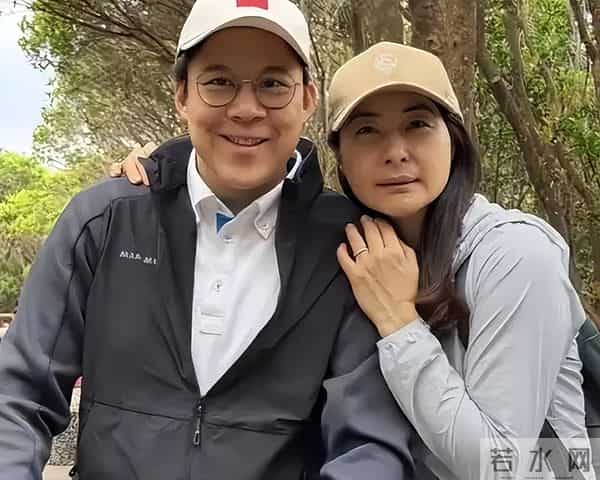 霍启刚连任,让大家刮目相看,郭晶晶眼光真不错