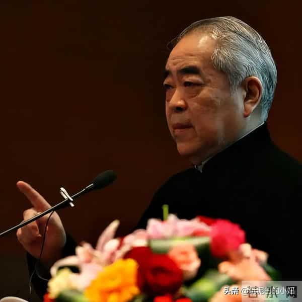 范曾露面回应，37岁徐萌近期产下独子，与54岁女儿断绝关系