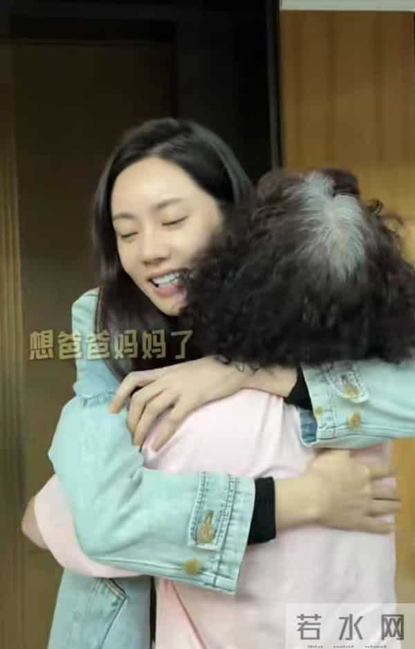 于晓光也没想到，远嫁中国8年的秋瓷炫，竟走上了另一条上坡路