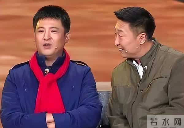 明着吃软饭?多次上春晚竟然全是老婆的功劳,结婚多年被拿捏死