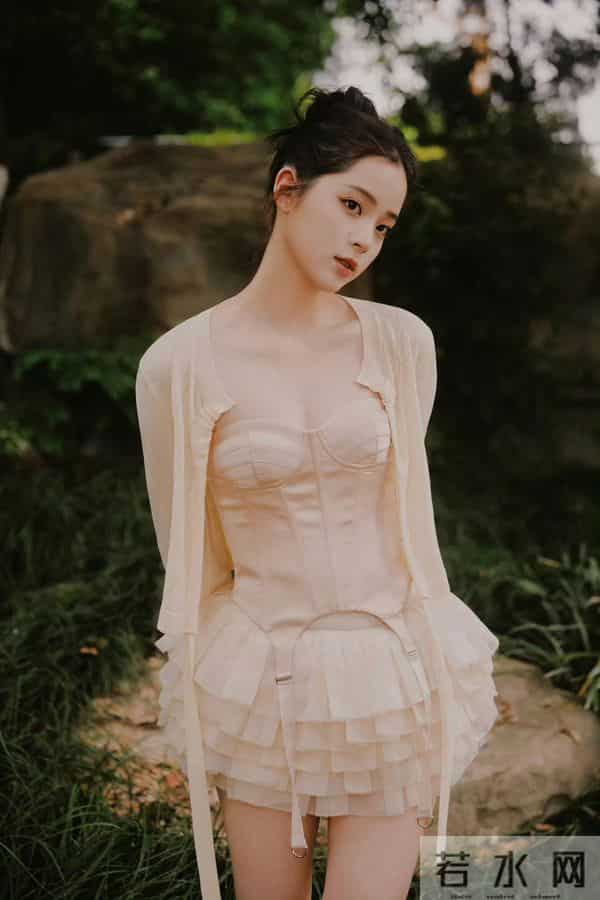 欧阳娜娜这身材也可以了吧