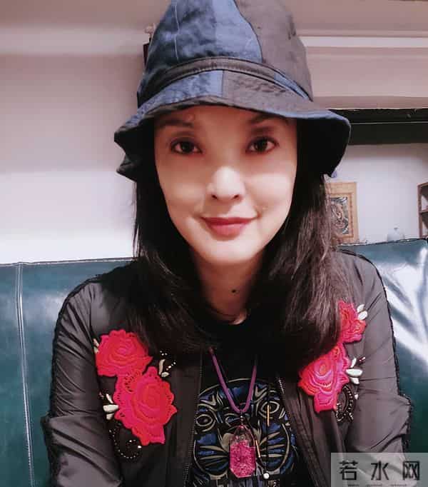 "牡丹花下死，做鬼也风流"，74岁张纪中终是为娶娇妻付出了代价