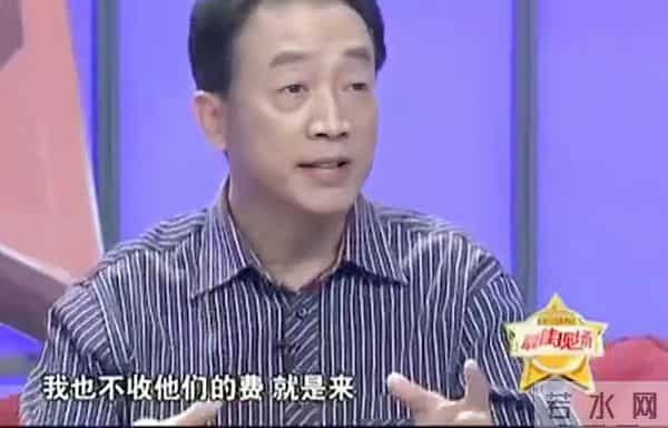 原来他俩是一家人,父亲两获飞天奖是老戏骨,儿子年近50是演技派