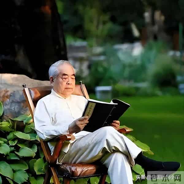 范曾露面回应，37岁徐萌近期产下独子，与54岁女儿断绝关系