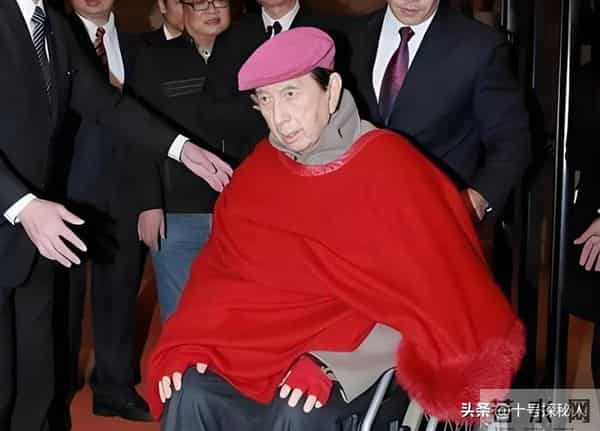 临终将“私生子”托付给何超琼，赌王下的这盘大棋，五年后才看懂