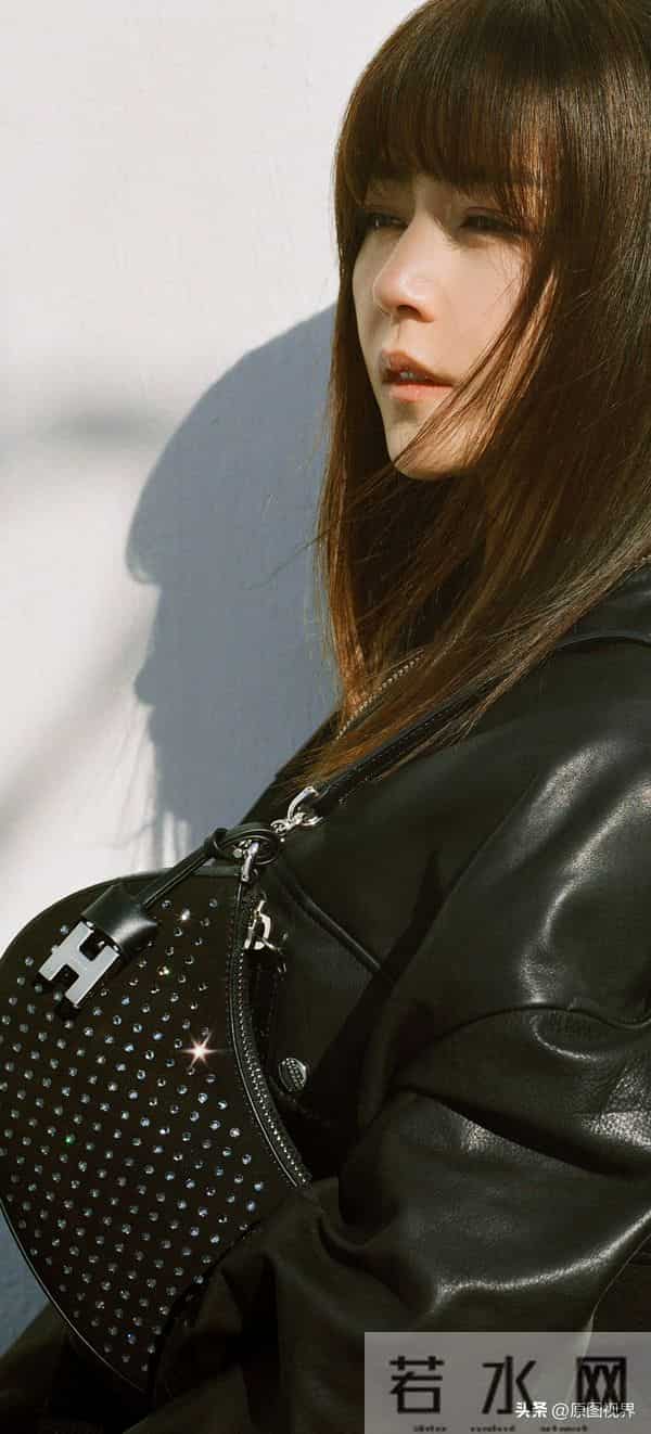 红气养人——卫诗雅时尚写真大图