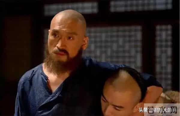 爸是导演,妈是演员,演技不次于朱亚文,47岁演《大生意人》红了