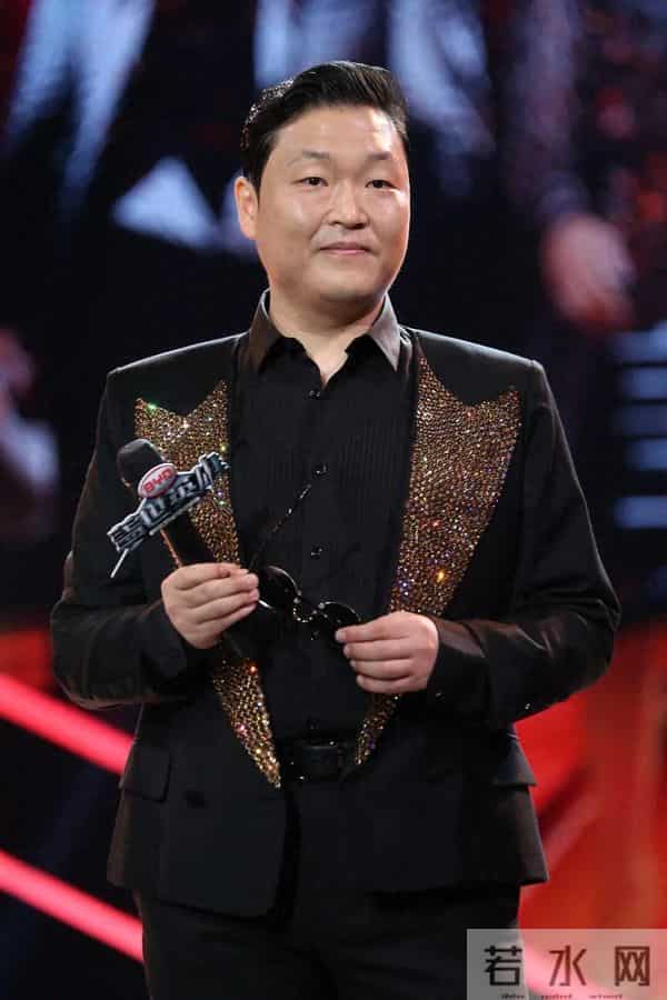 歌手“鸟叔”遭警方强制调查