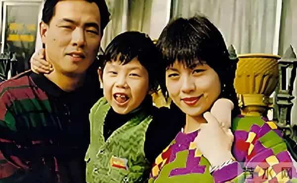 “乒乓教父”蔡振华:这辈子最大幸福,娶个&39;没心没肺&39;的演员老婆