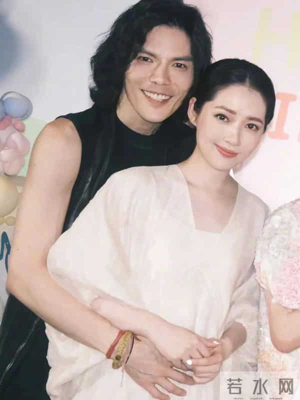 豪门不养“傻白甜”!郭碧婷6年婚姻分居4年,一句话暴露家庭地位