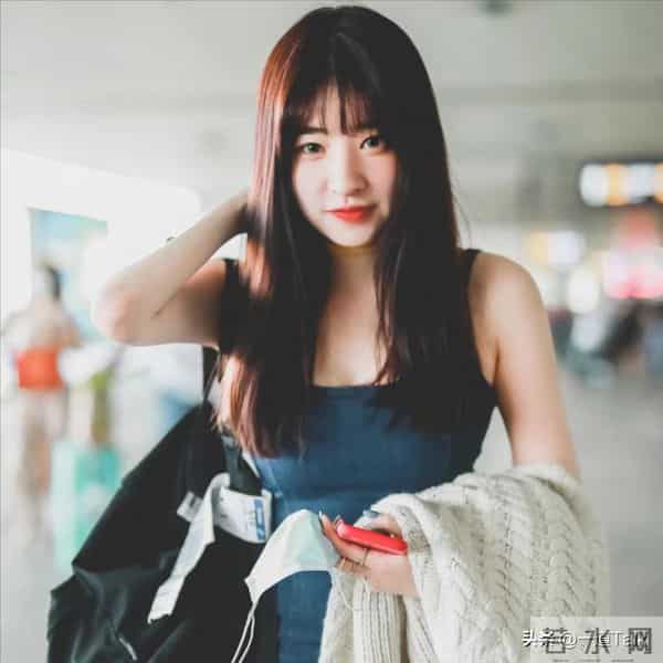 里子面子都丢了，黄一鸣自曝大四实习期怀孕，撕下王思聪的"体面"