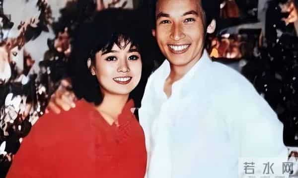 一手好牌打得稀烂！68岁无儿无女的张瑜，给内娱女星敲响了警钟