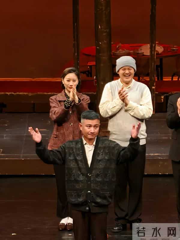 马伊琍说对了!离婚6年后,“老病复发”的文章,再次证实她眼光