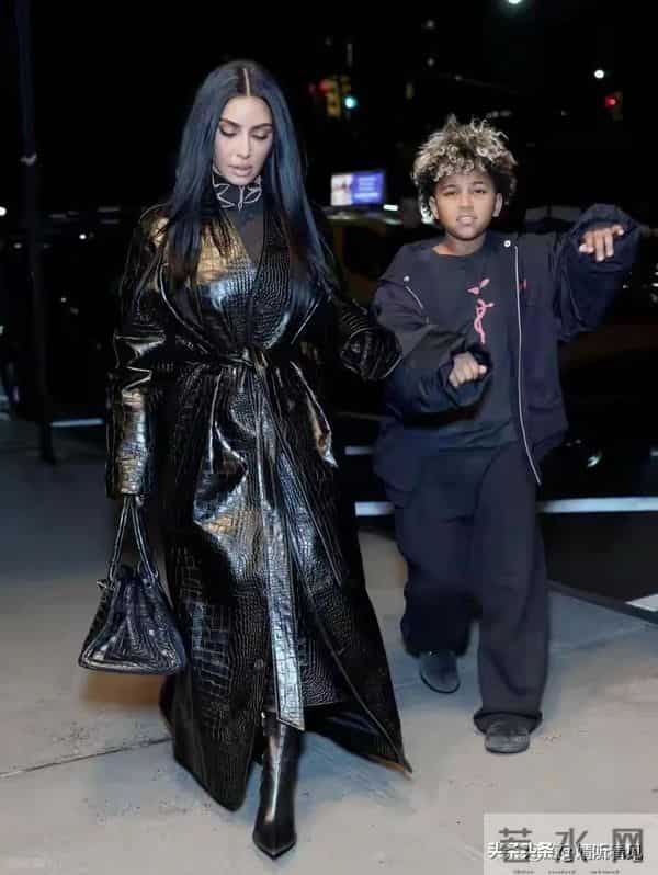 金卡戴珊都服气，坎爷的遗传基因太强大了！