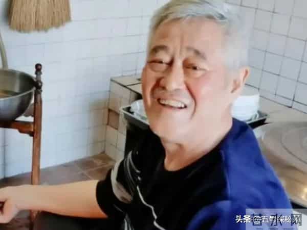 身价上亿有什么用？68岁赵本山如今家庭情况，给中老年人提了个醒
