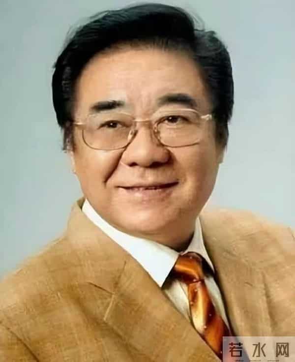 嫁大自己18岁的音乐家，丈夫葬礼却没有露面，如今儿子成她的骄傲