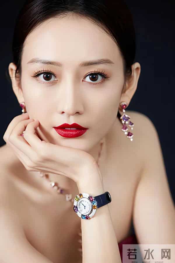 王鸥的迷人魅力,优雅与惊艳并存